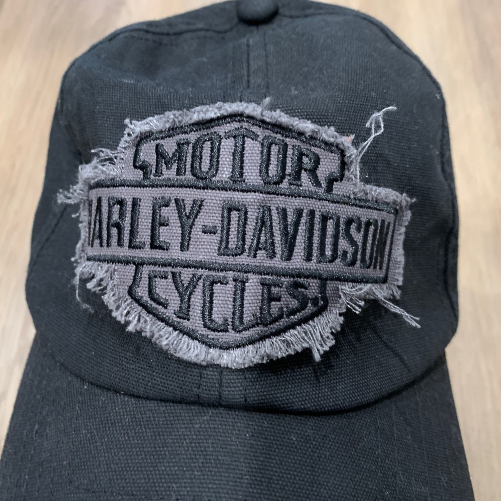 Harley Davidson Embroidered Black Hat - Large Men's